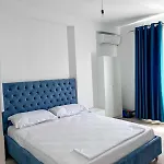 Sunny Seaside Appartement