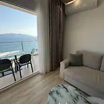 Sunny Seaside * Σαράντα